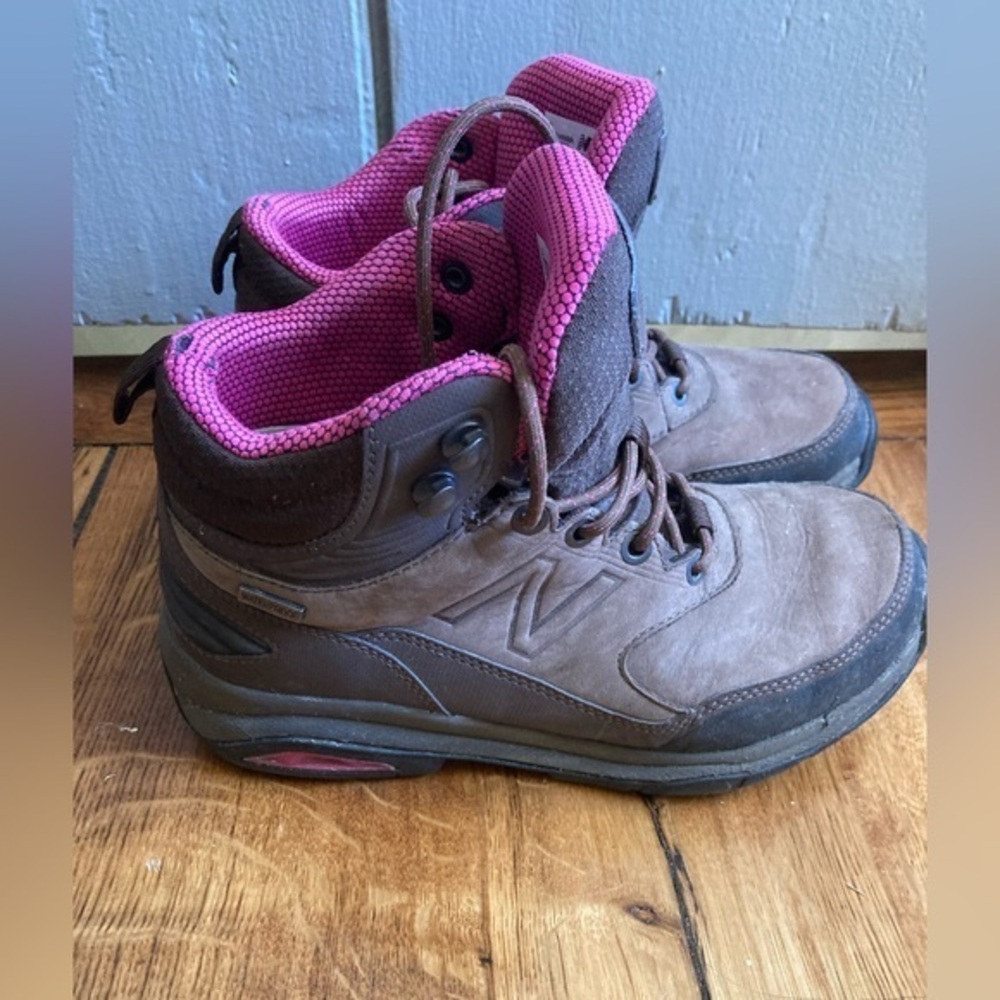 New Balance 1400 Waterproof Hiking Boots Brown #WW1400BR Womens Size 6.5